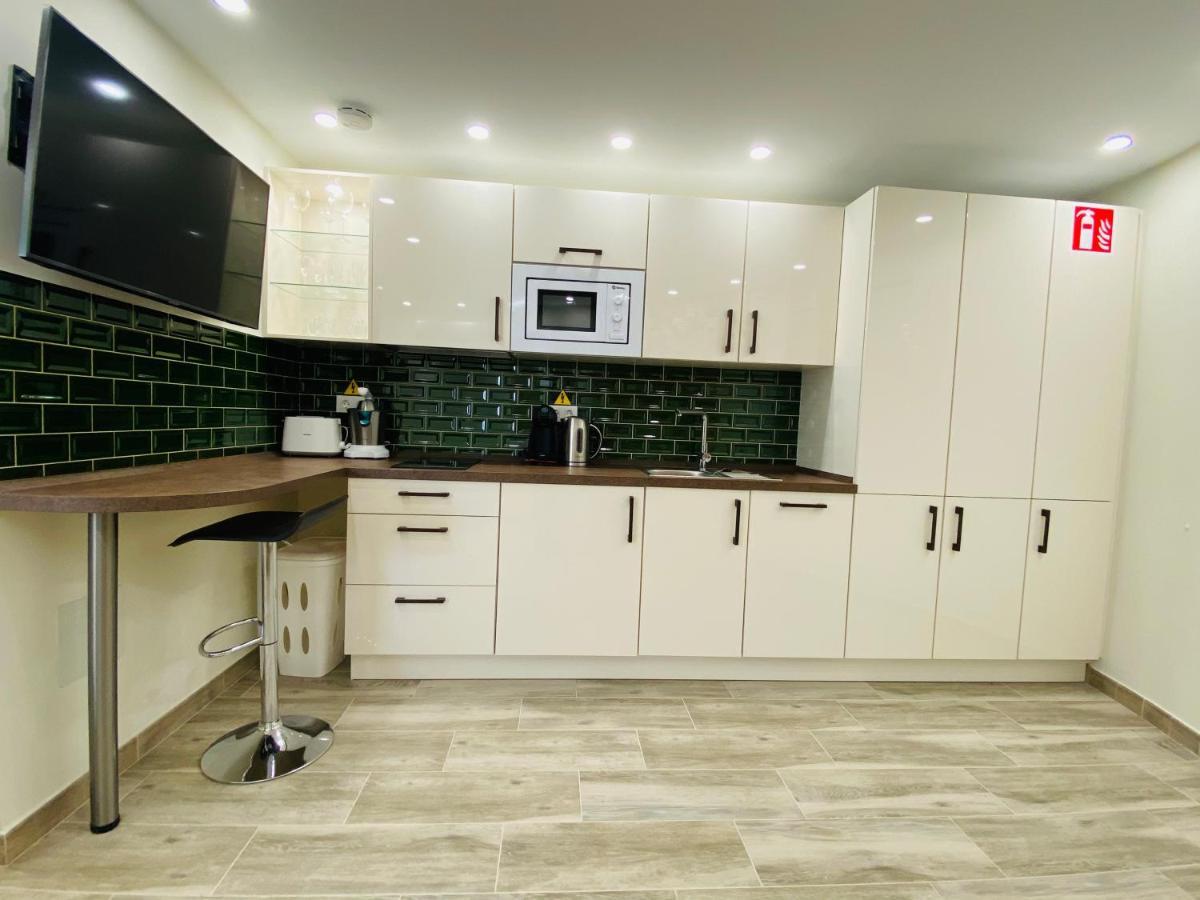 Studio-Near The Beach, Bbq And Seawater Pool Марбеля Екстериор снимка